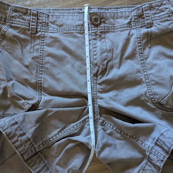 Eddie Bauer Brown Shorts, 10 - Picture 6 of 7